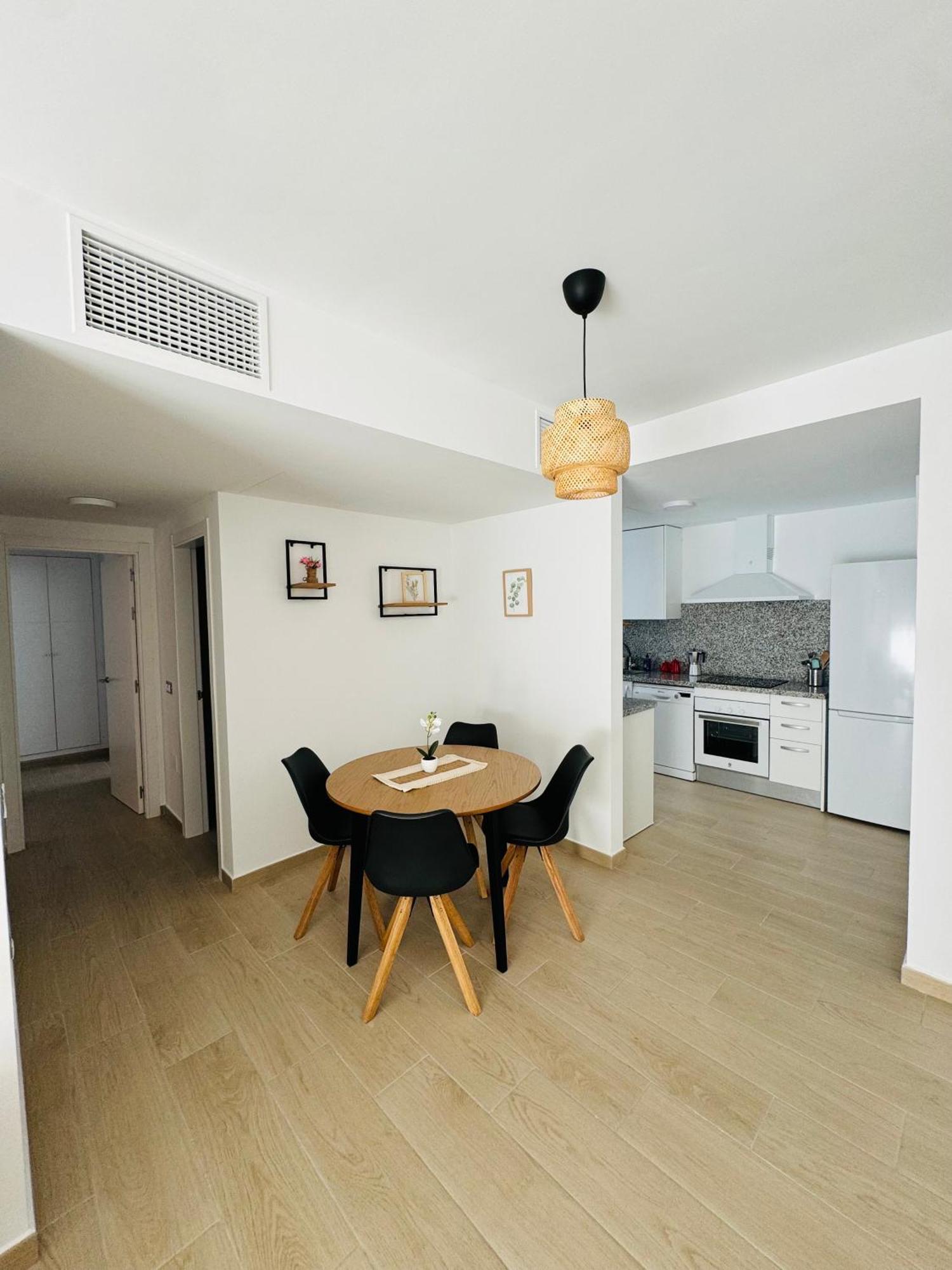 Parking Privado! Sol Y Mar Tu Hogar En La Costa Apartment Estepona Ngoại thất bức ảnh