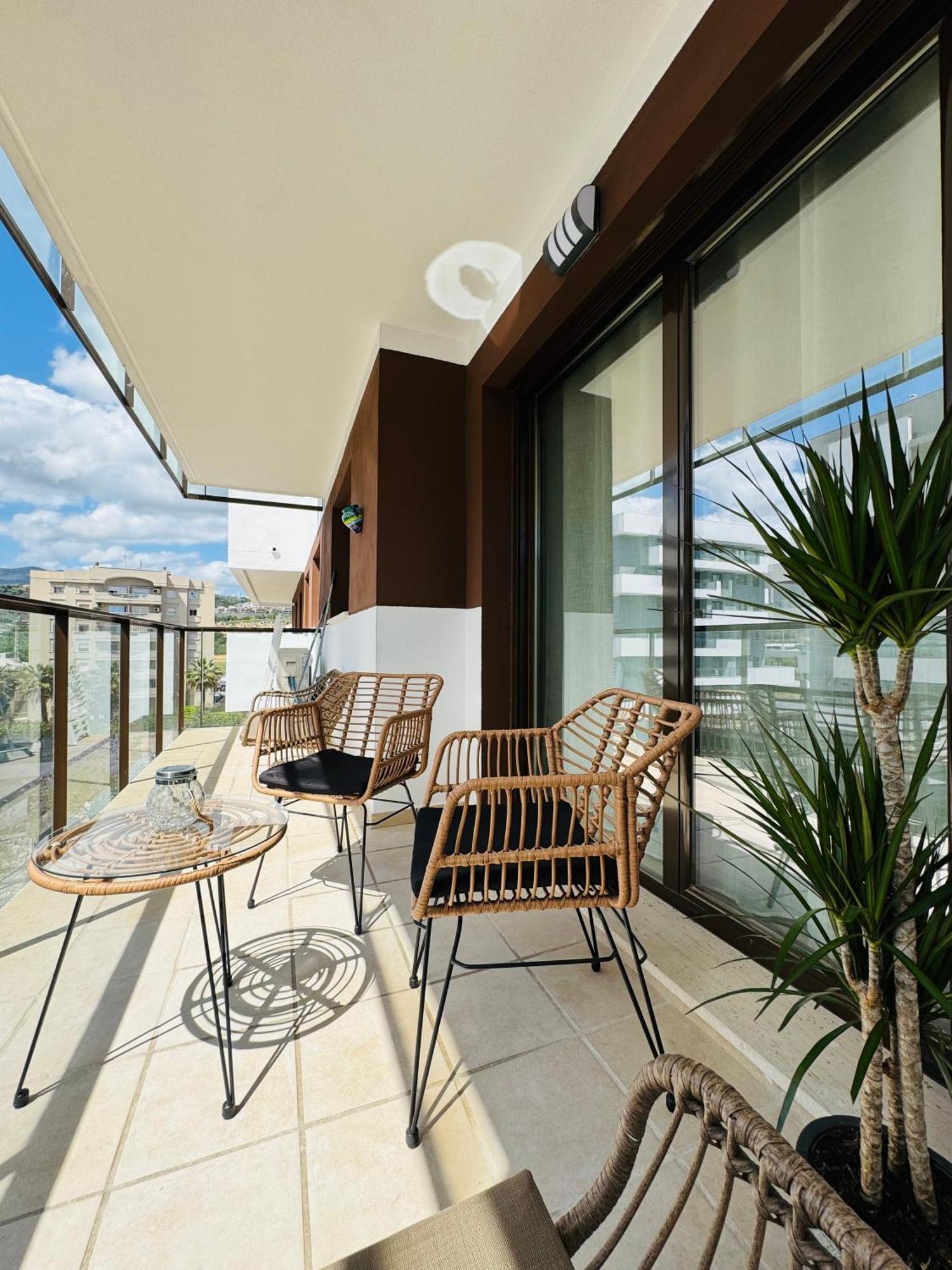 Parking Privado! Sol Y Mar Tu Hogar En La Costa Apartment Estepona Ngoại thất bức ảnh