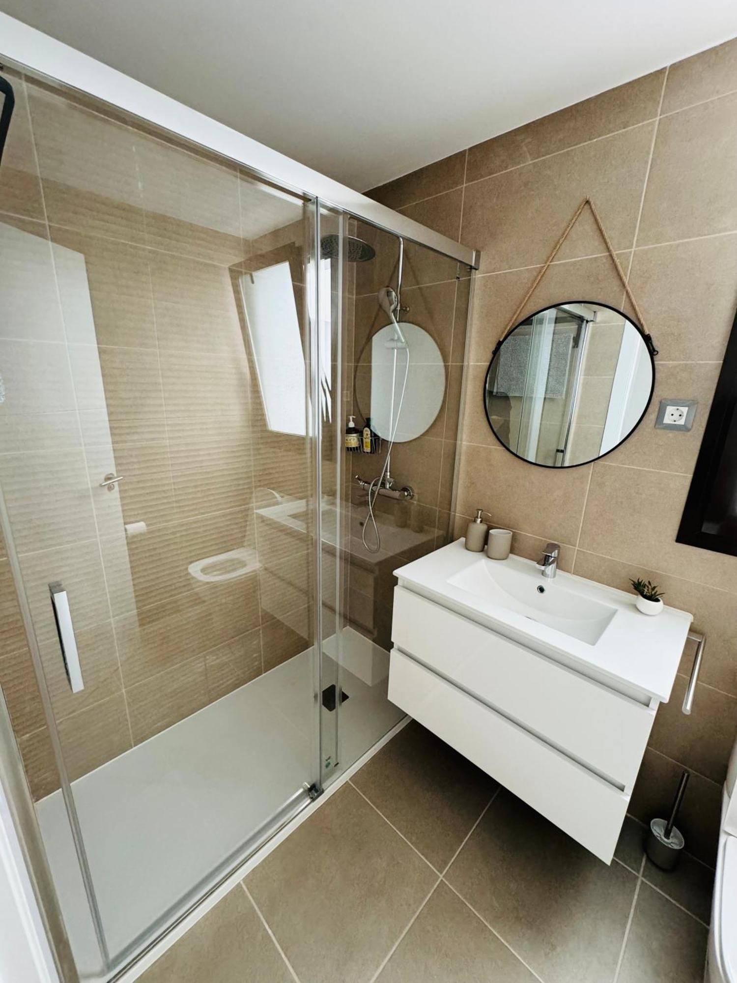 Parking Privado! Sol Y Mar Tu Hogar En La Costa Apartment Estepona Ngoại thất bức ảnh